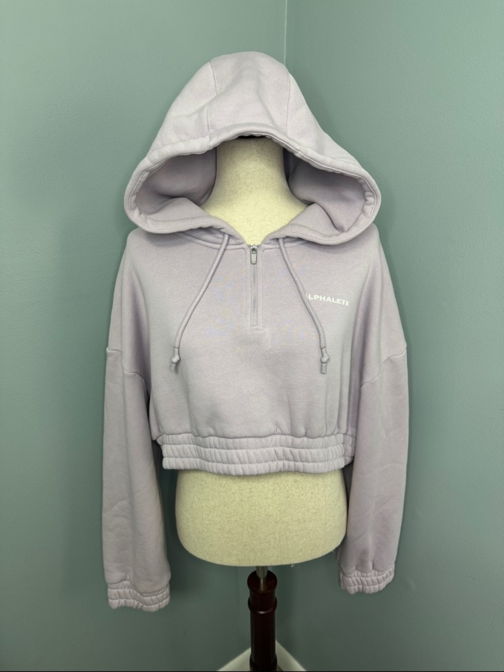 Alphalete Women’s Purple Cropped Half-Zip Hoodie Sz L